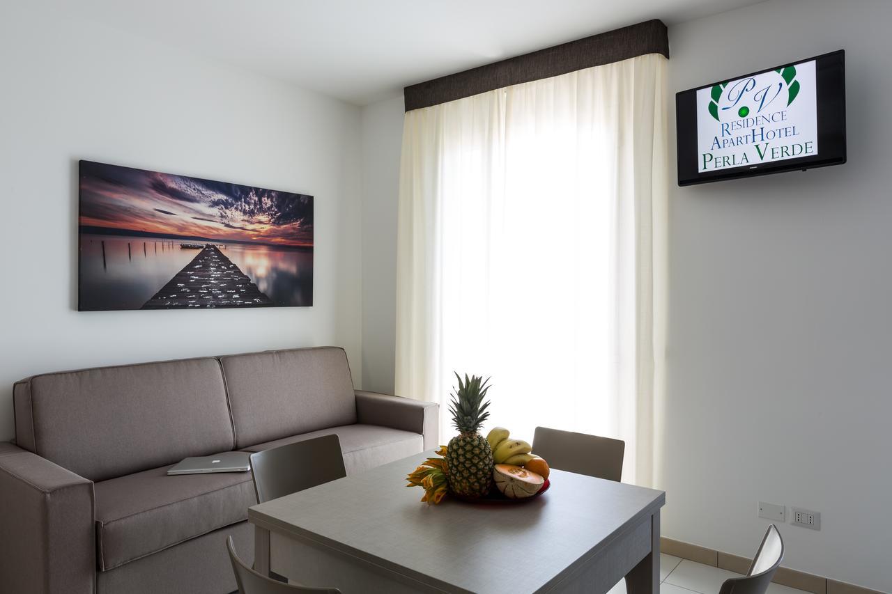 Residence Perla Verde Риччоне Екстер'єр фото