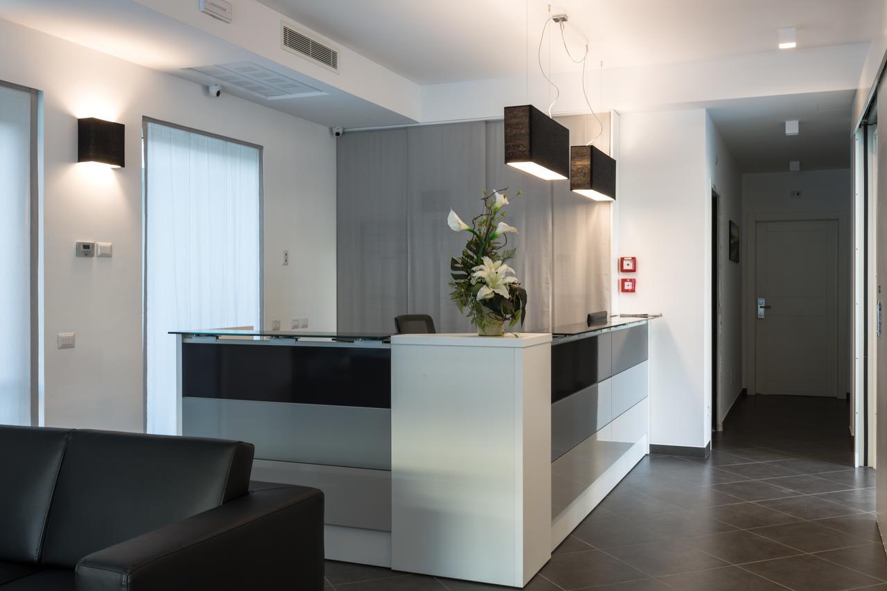 Residence Perla Verde Риччоне Екстер'єр фото