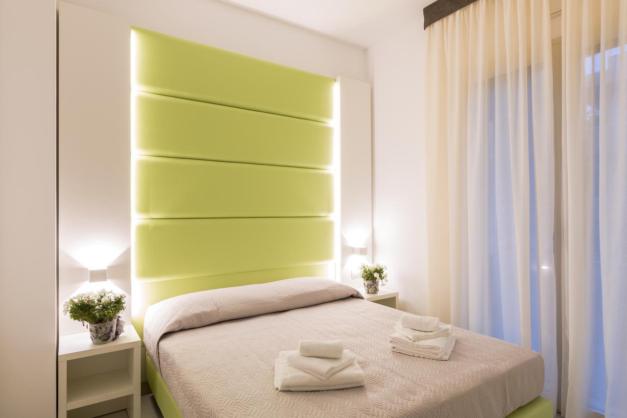 Residence Perla Verde Риччоне Екстер'єр фото