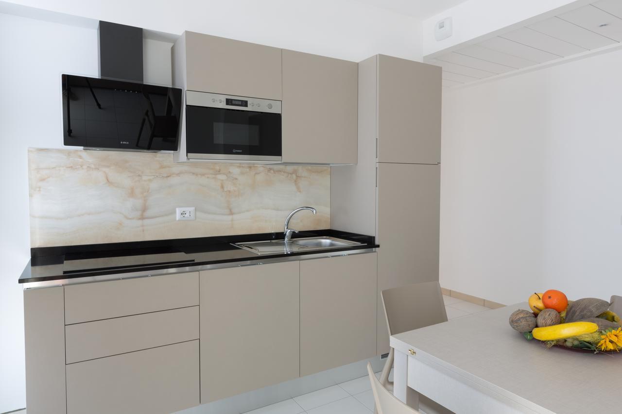 Residence Perla Verde Риччоне Екстер'єр фото